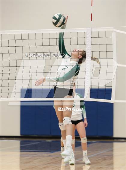 Thumbnail 1 in Kuna vs Bonneville (4A state tourn.) photogallery.