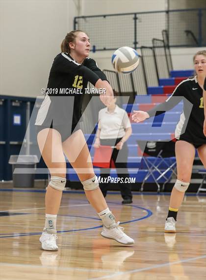 Thumbnail 1 in Kuna vs Bonneville (4A state tourn.) photogallery.