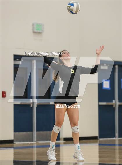 Thumbnail 2 in Kuna vs Bonneville (4A state tourn.) photogallery.