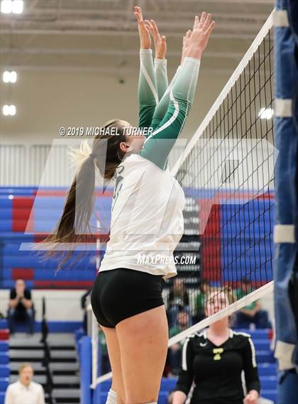 Thumbnail 3 in Kuna vs Bonneville (4A state tourn.) photogallery.