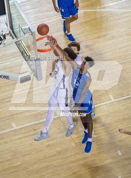 Thumbnail 2 in Federal Way vs. Gonzaga Prep (WIAA 4A Semifinal) photogallery.