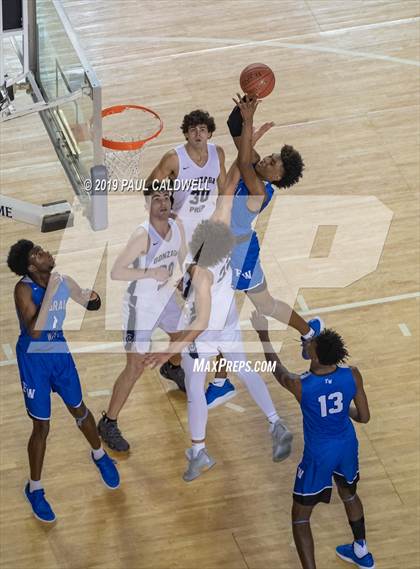 Thumbnail 2 in Federal Way vs. Gonzaga Prep (WIAA 4A Semifinal) photogallery.