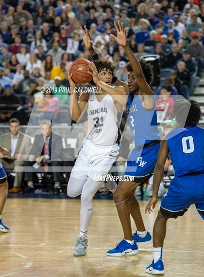 Thumbnail 3 in Federal Way vs. Gonzaga Prep (WIAA 4A Semifinal) photogallery.