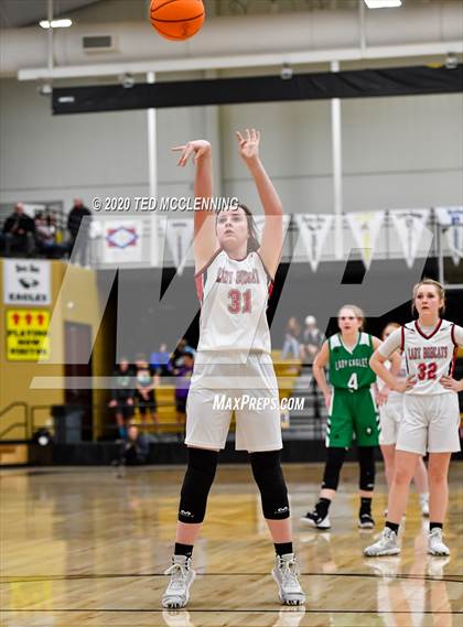 Thumbnail 1 in Flippin vs. Des Arc (AAA 2A State Playoff First Round) photogallery.