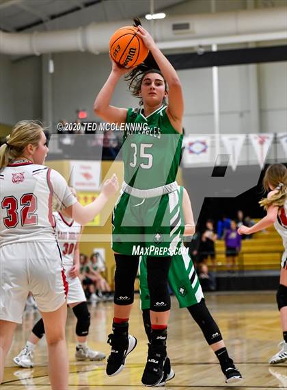Thumbnail 1 in Flippin vs. Des Arc (AAA 2A State Playoff First Round) photogallery.