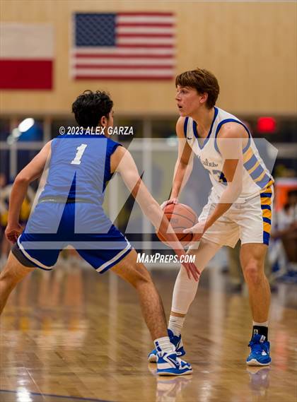 Thumbnail 2 in Lanier @ Alamo Heights photogallery.
