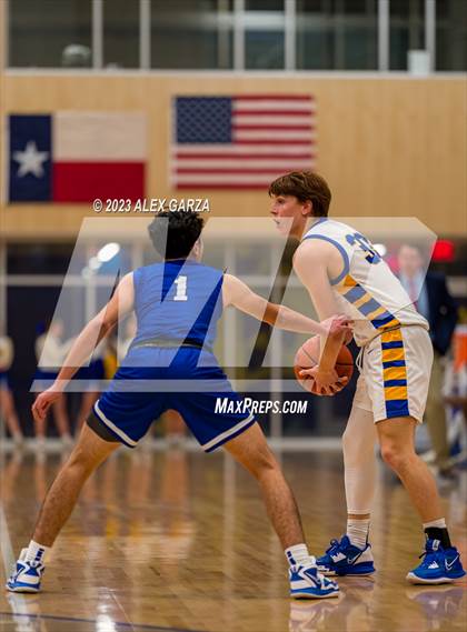 Thumbnail 3 in Lanier @ Alamo Heights photogallery.