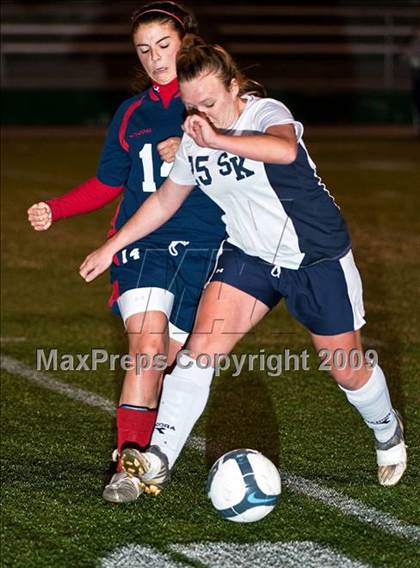 Thumbnail 1 in Portsmouth vs South Kingstown (RIIL D1 Semifinal) photogallery.