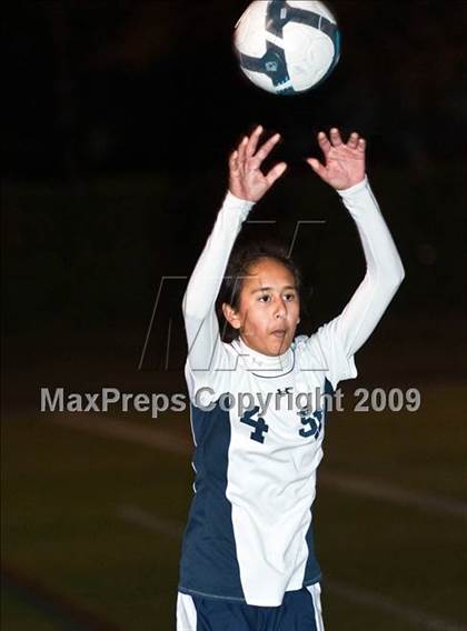 Thumbnail 3 in Portsmouth vs South Kingstown (RIIL D1 Semifinal) photogallery.