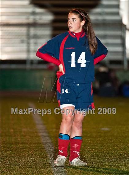 Thumbnail 3 in Portsmouth vs South Kingstown (RIIL D1 Semifinal) photogallery.
