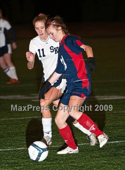 Thumbnail 2 in Portsmouth vs South Kingstown (RIIL D1 Semifinal) photogallery.