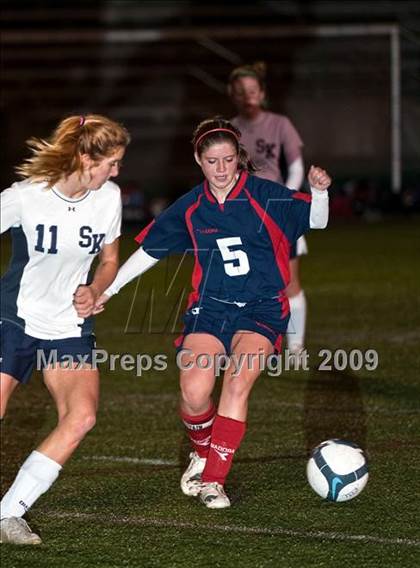 Thumbnail 3 in Portsmouth vs South Kingstown (RIIL D1 Semifinal) photogallery.