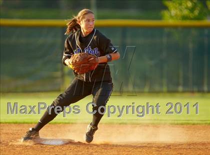 Thumbnail 3 in Walton @ Roswell photogallery.
