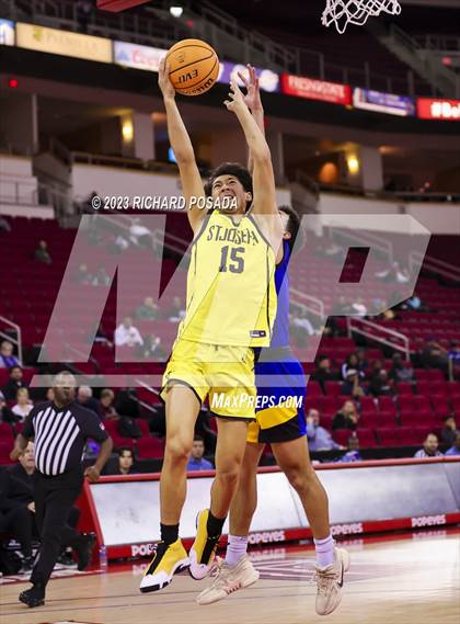 Thumbnail 1 in St. Joseph vs. Bakersfield Christian photogallery.