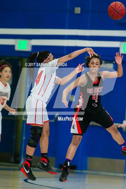 Thumbnail 3 in Rio Mesa vs Pasadena photogallery.
