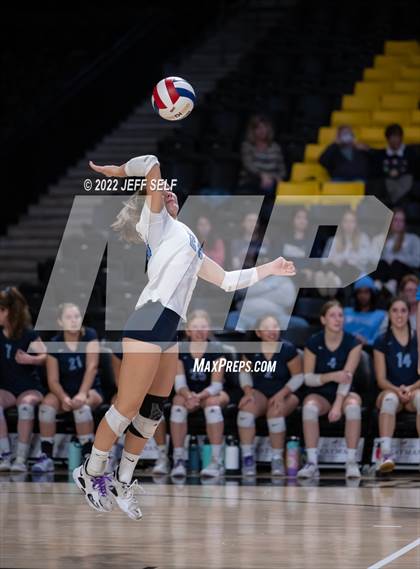 Thumbnail 3 in First Colonial vs. Midlothian (VHSL Class 5 Final) photogallery.
