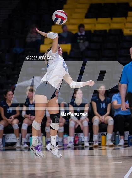 Thumbnail 1 in First Colonial vs. Midlothian (VHSL Class 5 Final) photogallery.