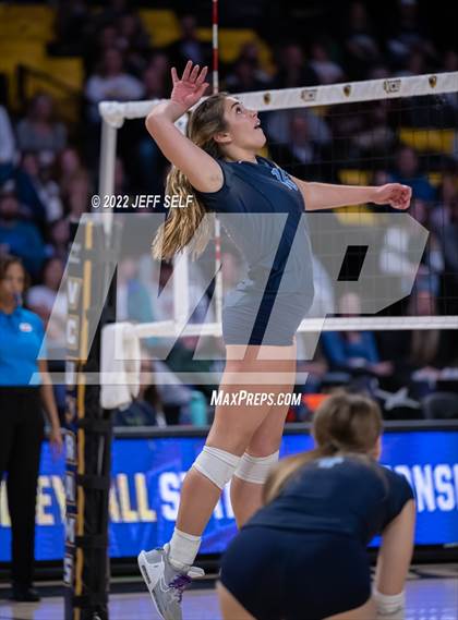 Thumbnail 3 in First Colonial vs. Midlothian (VHSL Class 5 Final) photogallery.