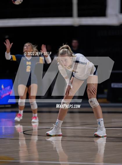 Thumbnail 1 in First Colonial vs. Midlothian (VHSL Class 5 Final) photogallery.