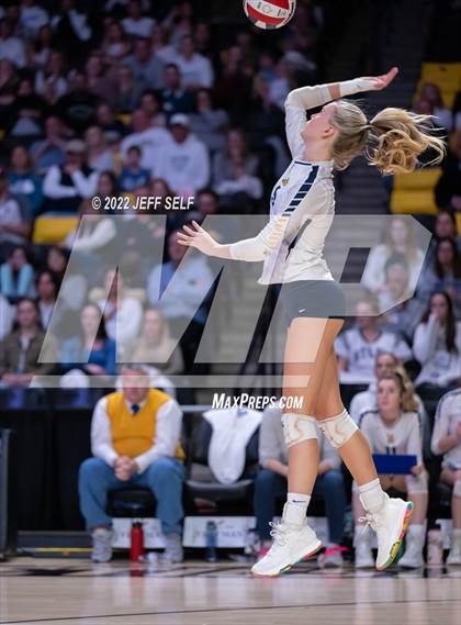Thumbnail 2 in First Colonial vs. Midlothian (VHSL Class 5 Final) photogallery.