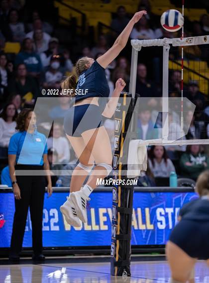 Thumbnail 3 in First Colonial vs. Midlothian (VHSL Class 5 Final) photogallery.