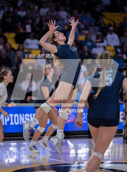 Thumbnail 3 in First Colonial vs. Midlothian (VHSL Class 5 Final) photogallery.