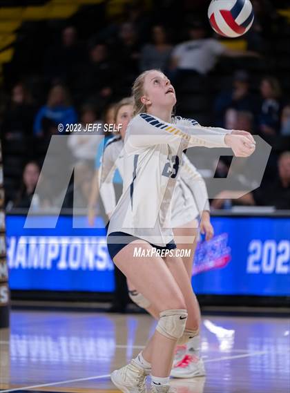 Thumbnail 1 in First Colonial vs. Midlothian (VHSL Class 5 Final) photogallery.