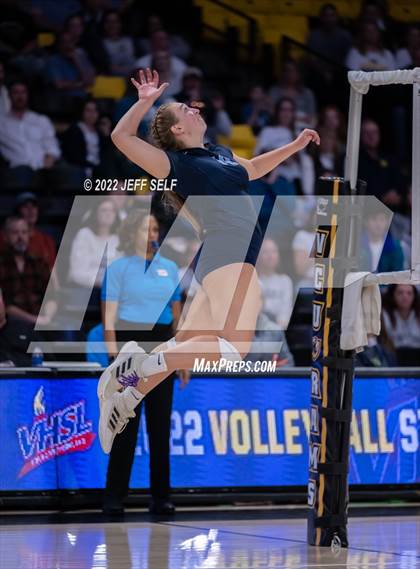 Thumbnail 3 in First Colonial vs. Midlothian (VHSL Class 5 Final) photogallery.