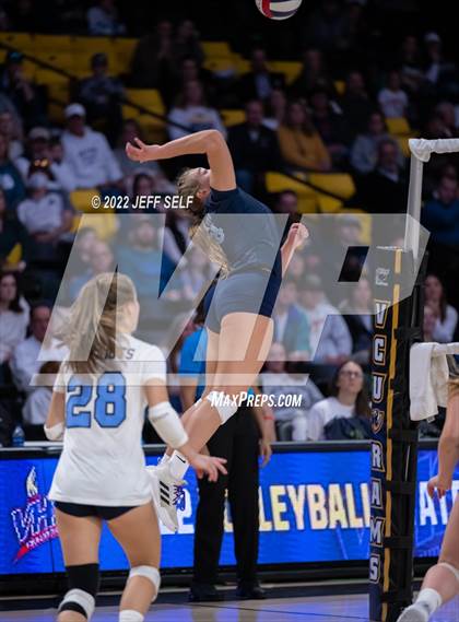 Thumbnail 3 in First Colonial vs. Midlothian (VHSL Class 5 Final) photogallery.