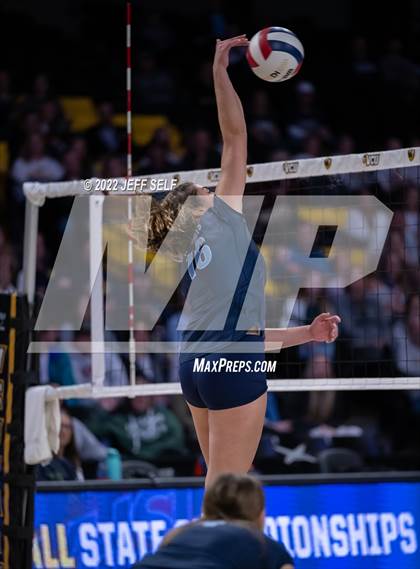 Thumbnail 1 in First Colonial vs. Midlothian (VHSL Class 5 Final) photogallery.
