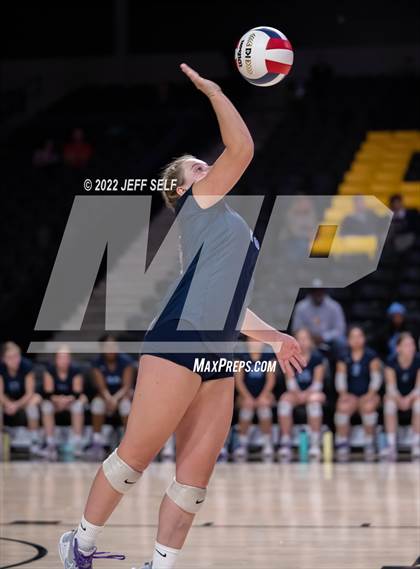 Thumbnail 1 in First Colonial vs. Midlothian (VHSL Class 5 Final) photogallery.
