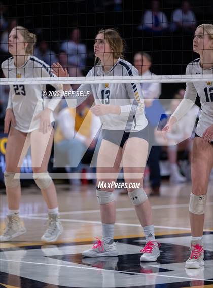 Thumbnail 3 in First Colonial vs. Midlothian (VHSL Class 5 Final) photogallery.