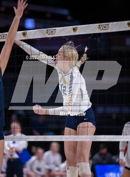 Thumbnail 3 in First Colonial vs. Midlothian (VHSL Class 5 Final) photogallery.