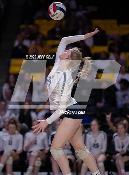 Thumbnail 3 in First Colonial vs. Midlothian (VHSL Class 5 Final) photogallery.