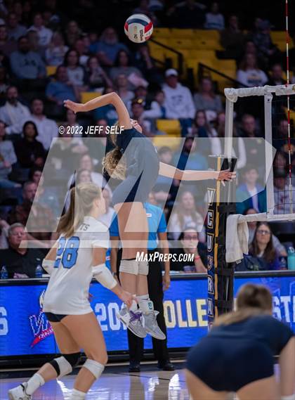Thumbnail 1 in First Colonial vs. Midlothian (VHSL Class 5 Final) photogallery.