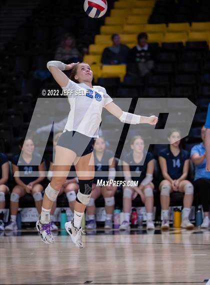 Thumbnail 3 in First Colonial vs. Midlothian (VHSL Class 5 Final) photogallery.
