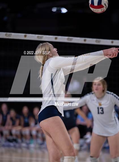 Thumbnail 1 in First Colonial vs. Midlothian (VHSL Class 5 Final) photogallery.
