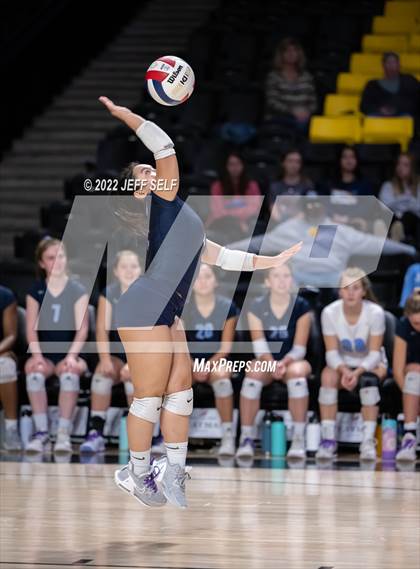 Thumbnail 2 in First Colonial vs. Midlothian (VHSL Class 5 Final) photogallery.