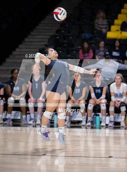 Thumbnail 1 in First Colonial vs. Midlothian (VHSL Class 5 Final) photogallery.