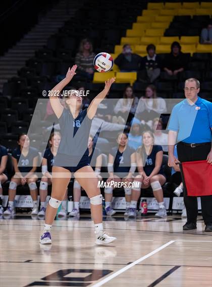 Thumbnail 2 in First Colonial vs. Midlothian (VHSL Class 5 Final) photogallery.