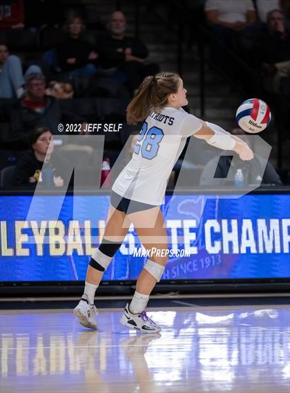Thumbnail 1 in First Colonial vs. Midlothian (VHSL Class 5 Final) photogallery.