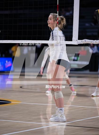 Thumbnail 1 in First Colonial vs. Midlothian (VHSL Class 5 Final) photogallery.