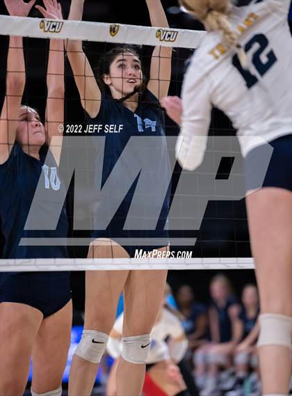 Thumbnail 3 in First Colonial vs. Midlothian (VHSL Class 5 Final) photogallery.