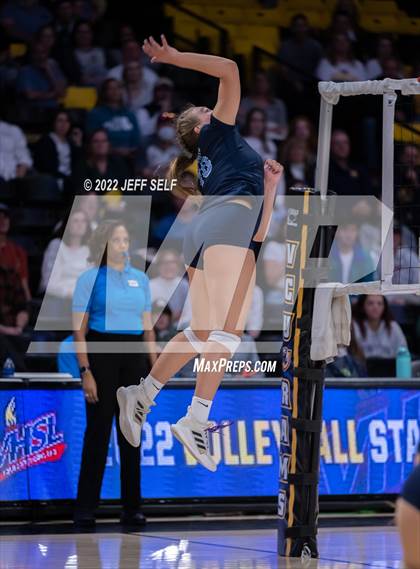 Thumbnail 2 in First Colonial vs. Midlothian (VHSL Class 5 Final) photogallery.