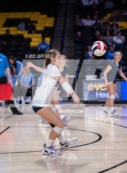Thumbnail 2 in First Colonial vs. Midlothian (VHSL Class 5 Final) photogallery.