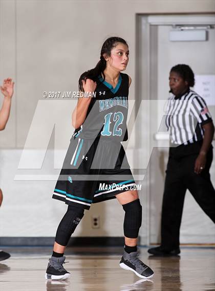 Thumbnail 2 in Pasadena Memorial vs. Dobie (McDonald's Texas Invitational) photogallery.