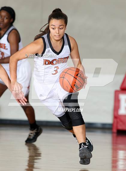 Thumbnail 1 in Pasadena Memorial vs. Dobie (McDonald's Texas Invitational) photogallery.