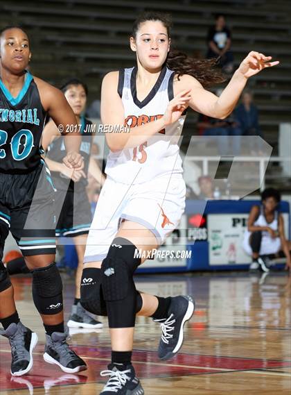 Thumbnail 3 in Pasadena Memorial vs. Dobie (McDonald's Texas Invitational) photogallery.