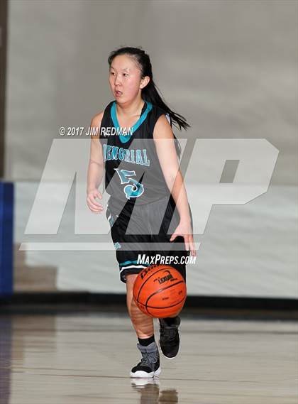 Thumbnail 1 in Pasadena Memorial vs. Dobie (McDonald's Texas Invitational) photogallery.