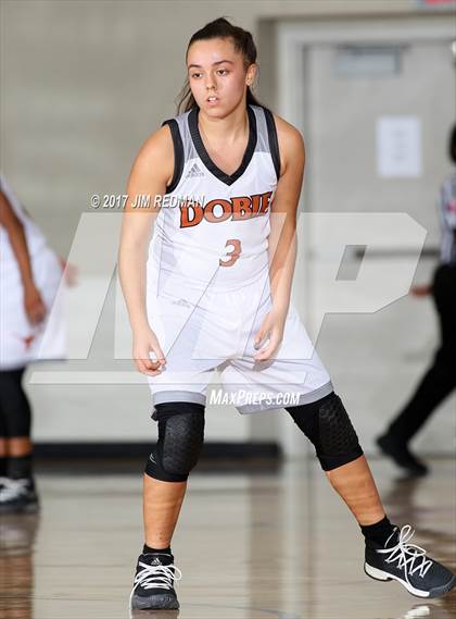 Thumbnail 2 in Pasadena Memorial vs. Dobie (McDonald's Texas Invitational) photogallery.